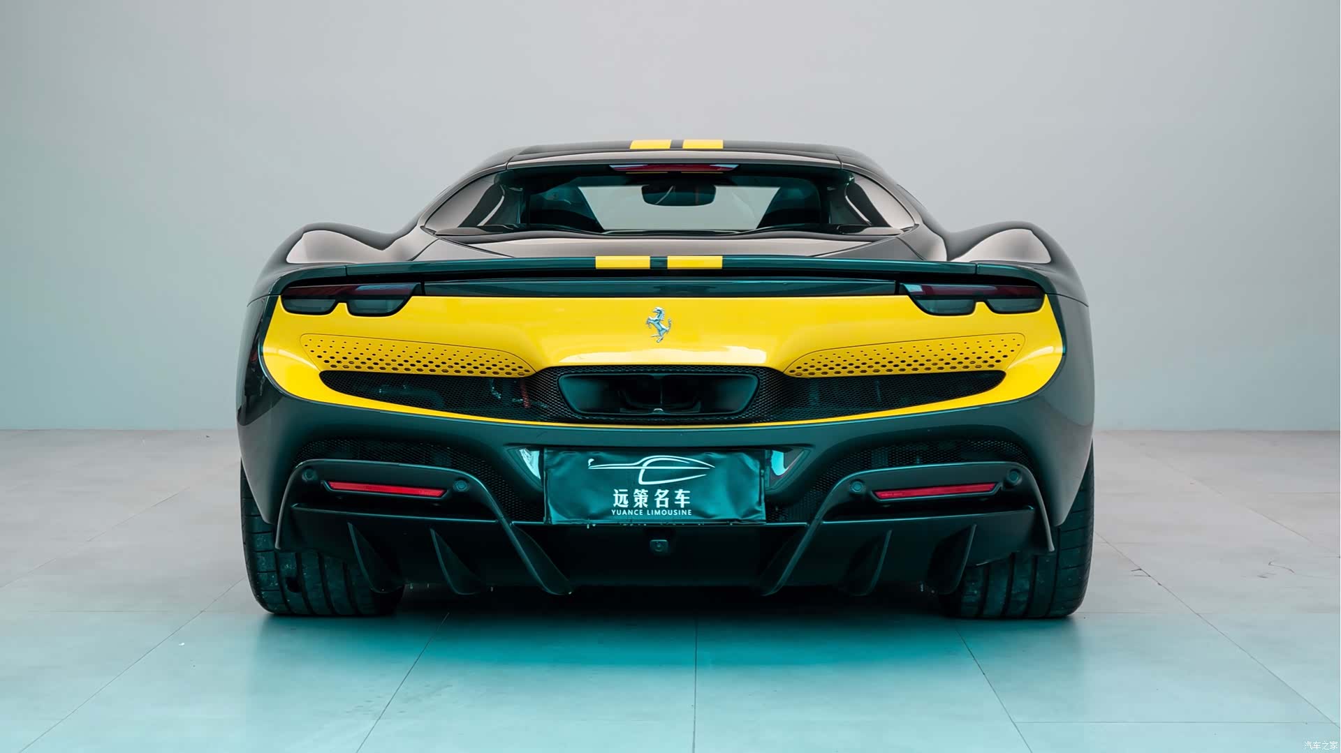 Ferrari 296, 2023 17