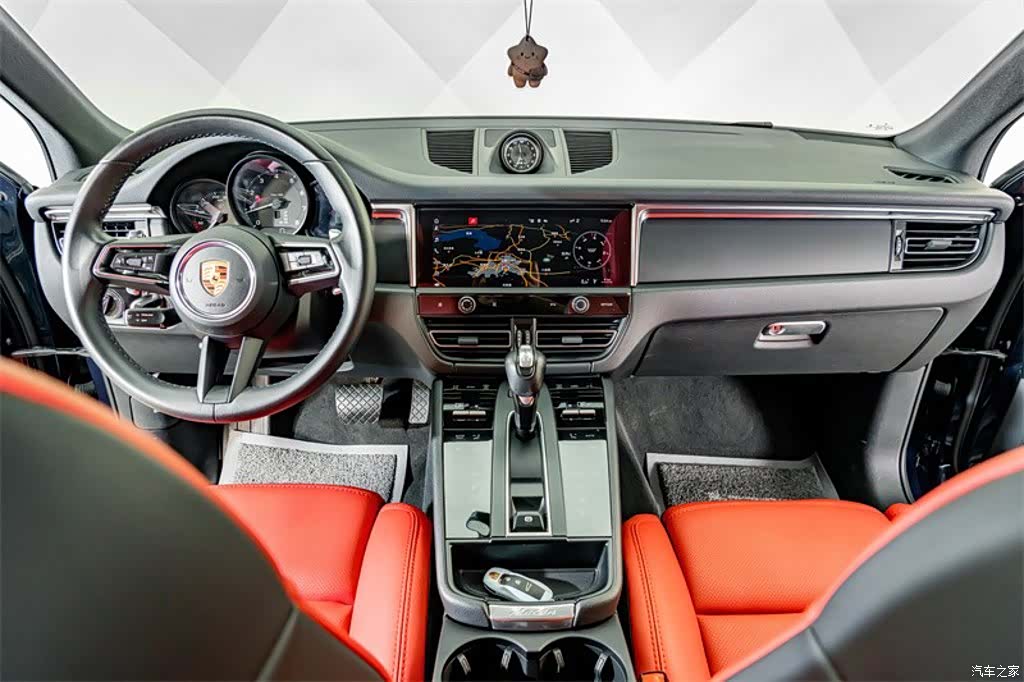 Porsche Macan, 2023 12