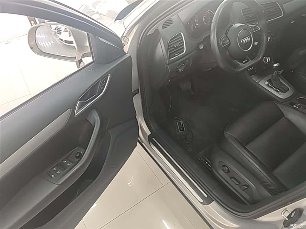 Audi Q3, 2014 12