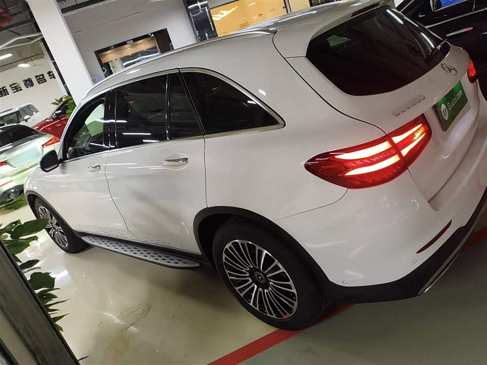 Mercedes-Benz GLC Mercedes-Benz GLC