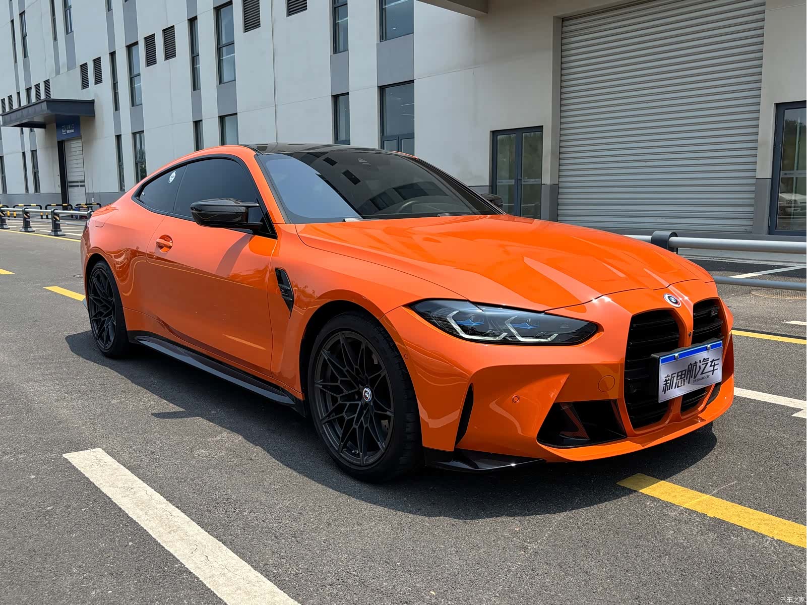 BMW M4, 2023 все фото
