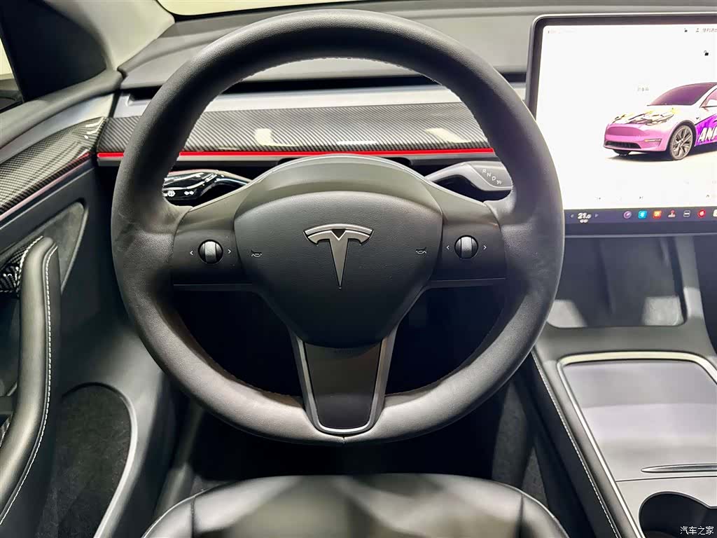 Tesla Model Y, 2024 21