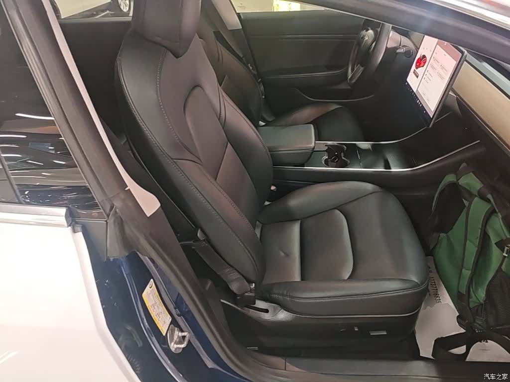 Tesla Model 3, 2019 25