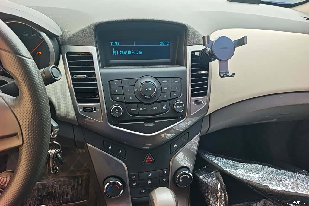Chevrolet SE, 2016 13