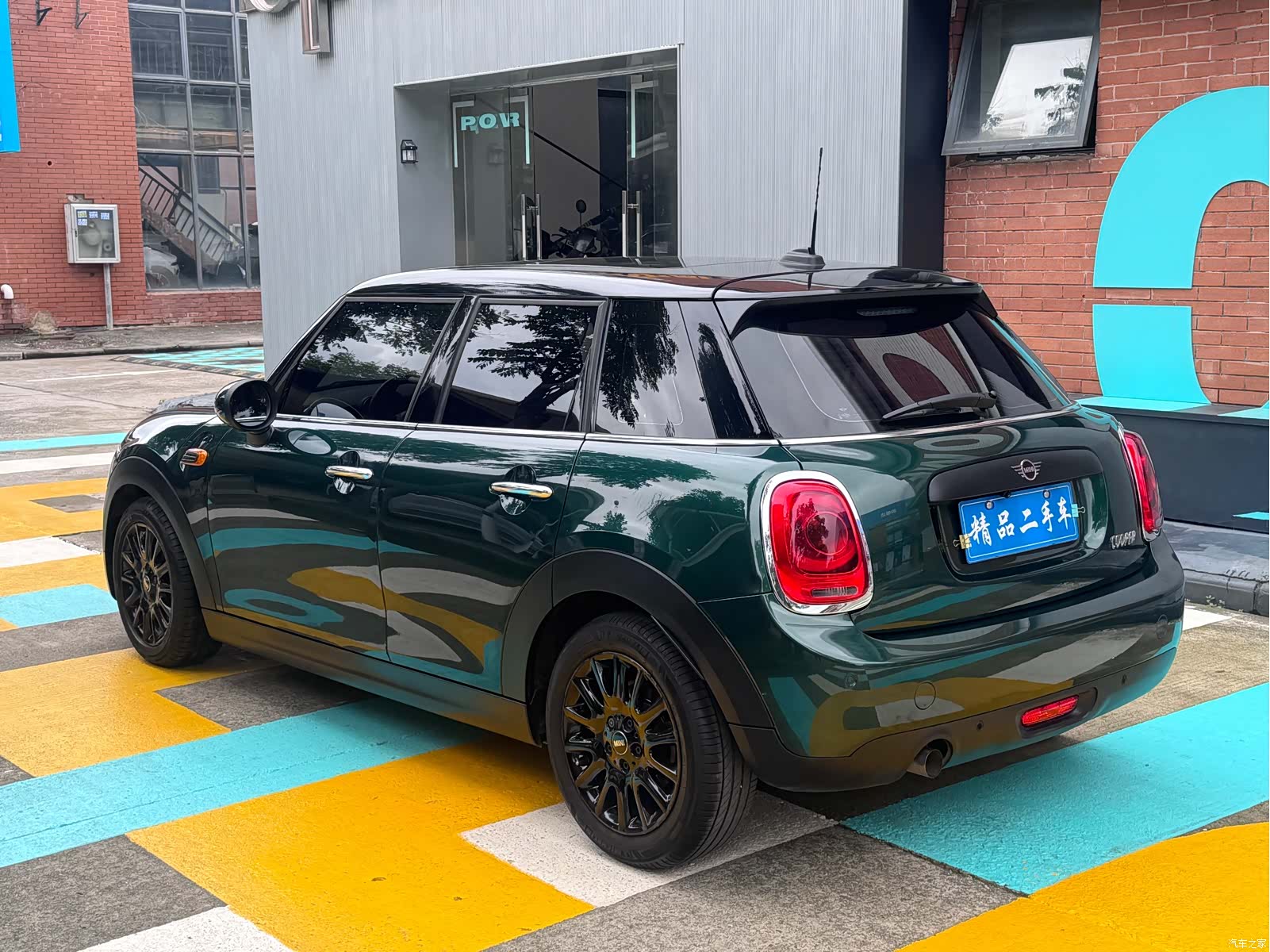 Mini ONE, 2019 9