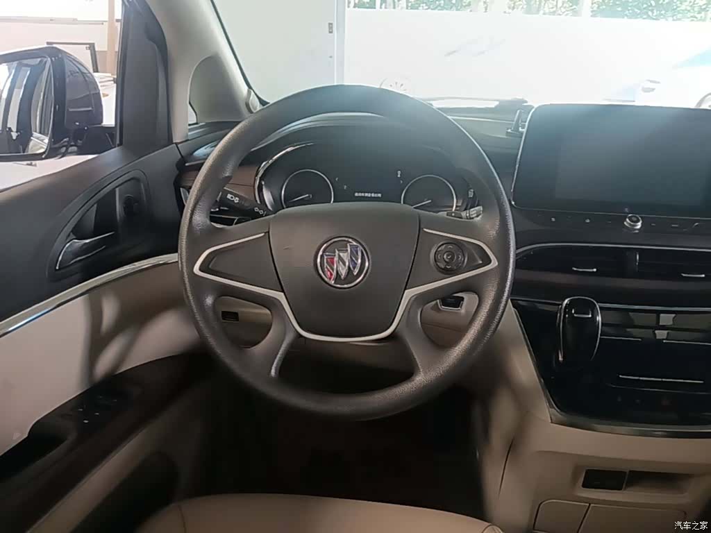 Buick GL8, 2022 11