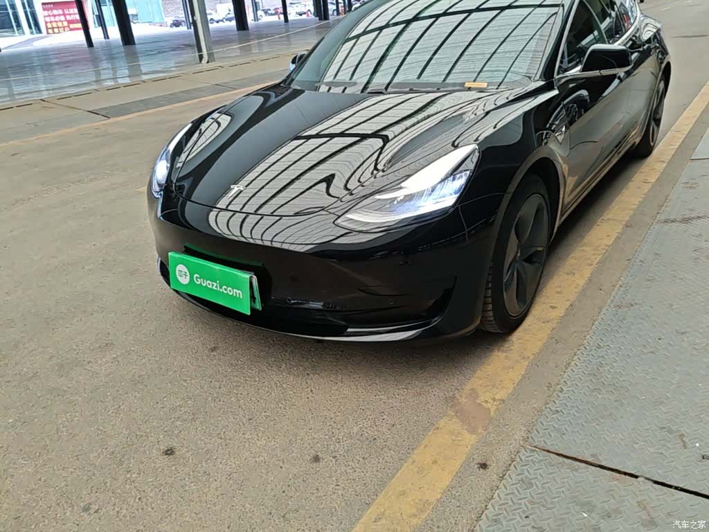 Tesla Model 3, 2020 24