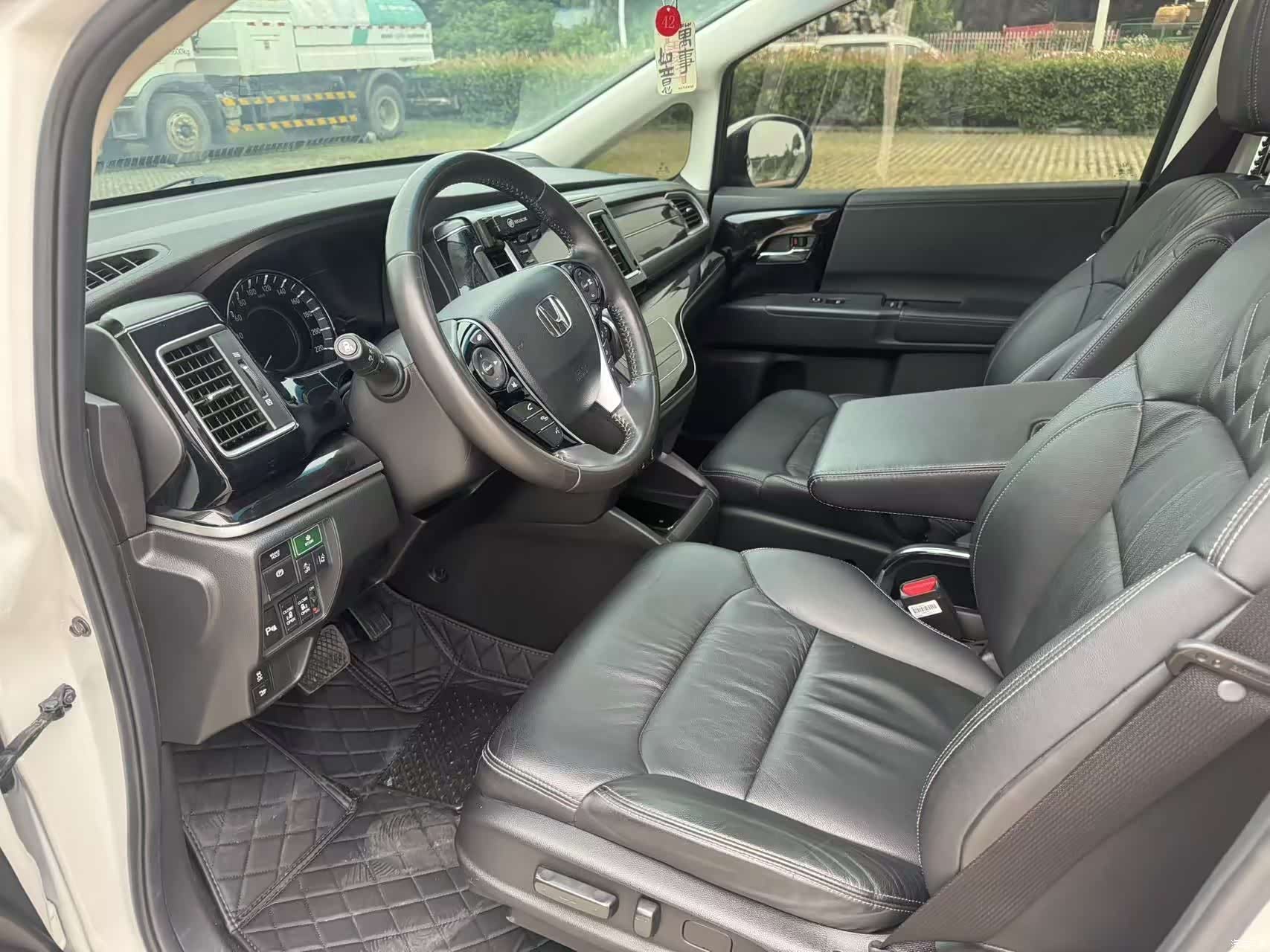 Honda Elysion, 2021 11