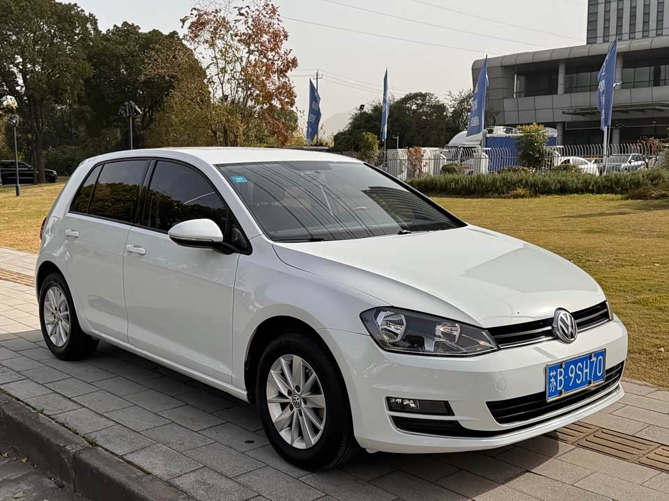 Volkswagen golf