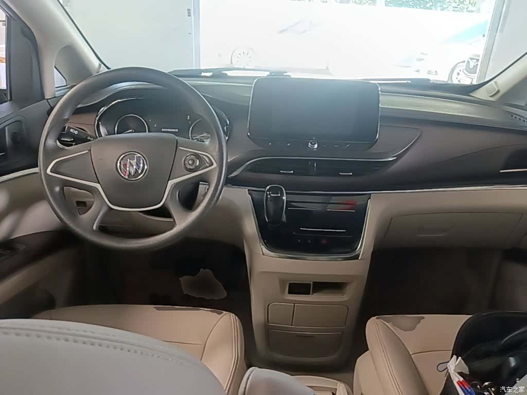 Buick GL8, 2022 10