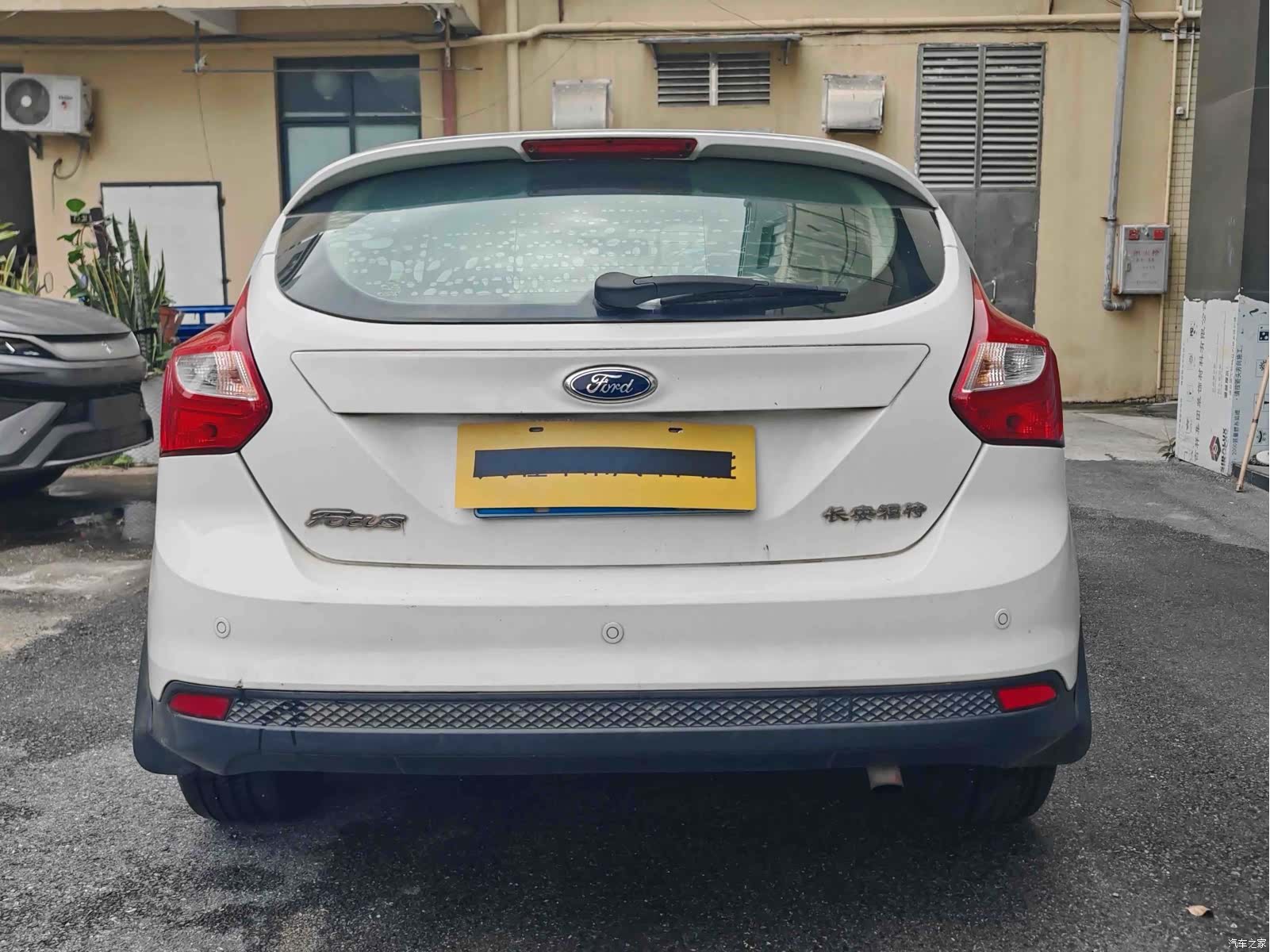 Ford Focus, 2014 10