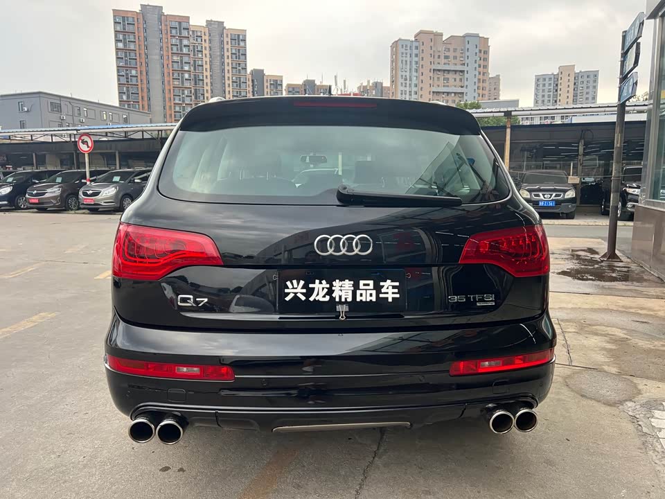 Audi Q7 Audi Q7