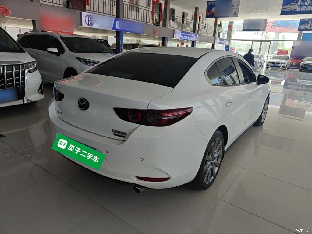 Mazda Mazda3, 2022 все фото