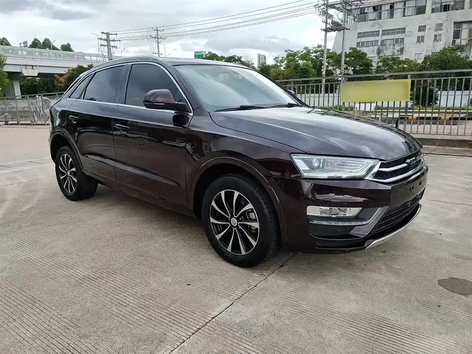 Zotye SR7