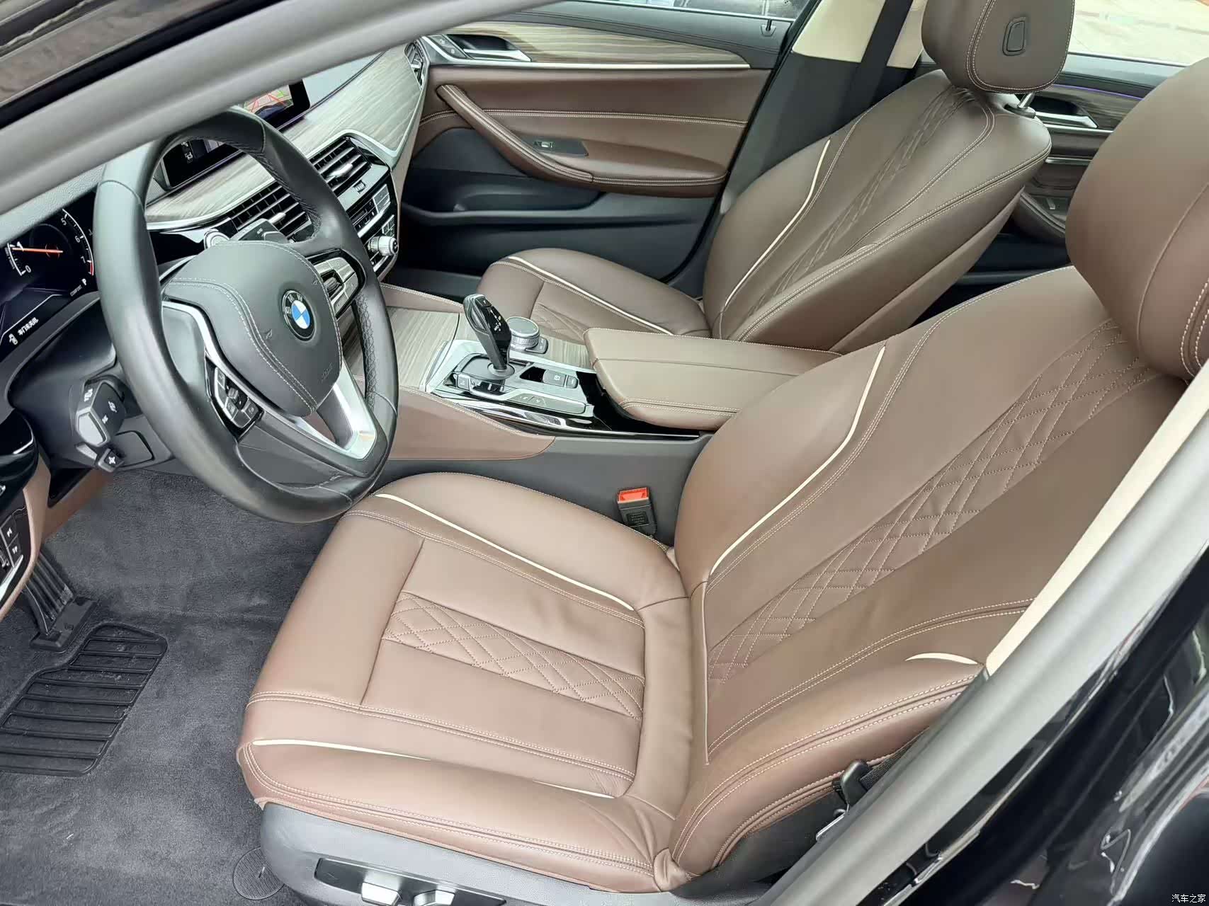 BMW 5 Series, 2019 21