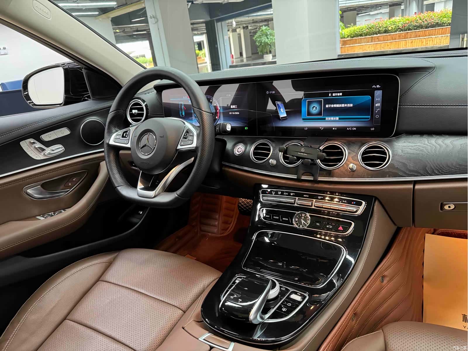 Mercedes-Benz E-Class, 2017 28