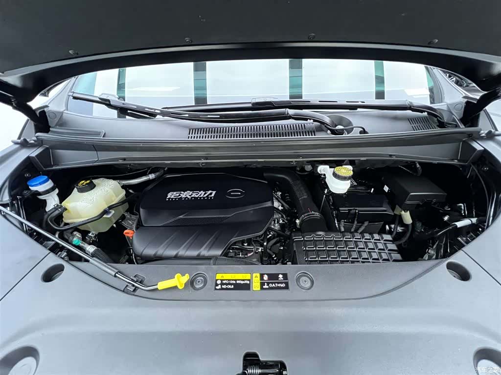 Trumpchi M8, 2025 32