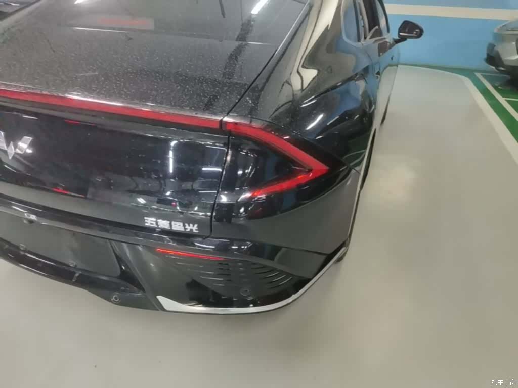 Wuling Starlight, 2024 8