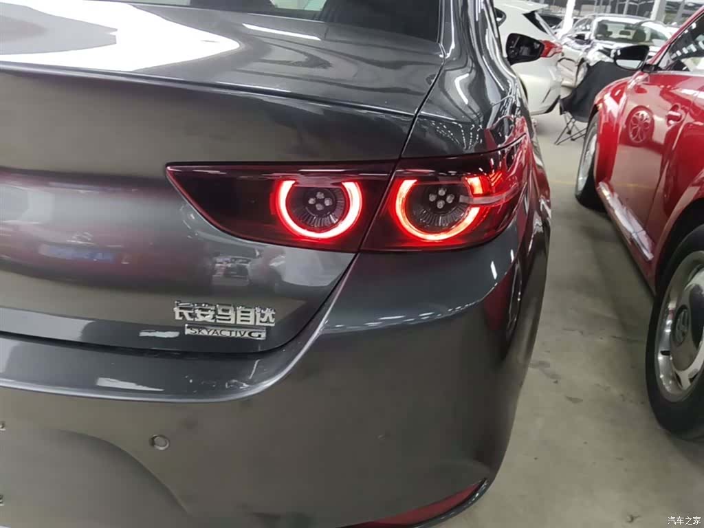 Mazda Mazda3, 2022 8