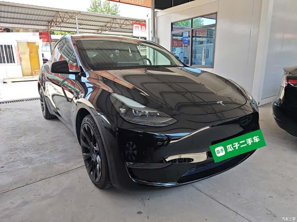 Tesla Model Y, 2021 4