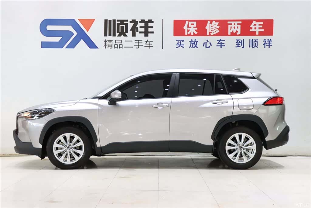 Toyota Corolla, 2025 4
