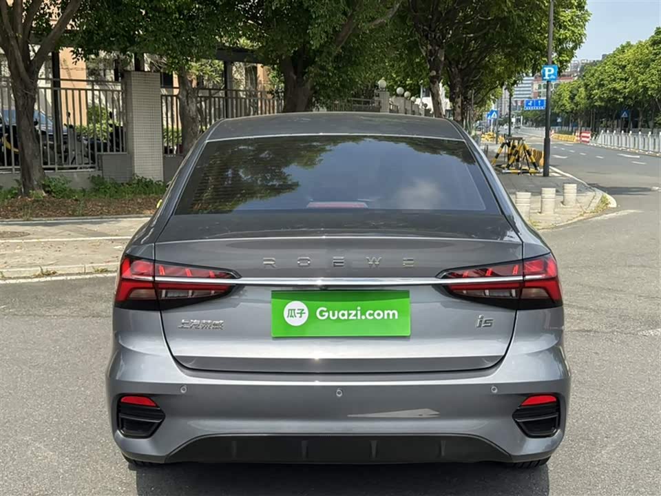 Roewe i5