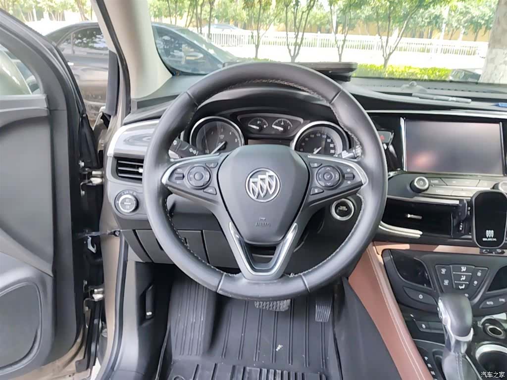 Buick Envision Plus, 2018 11