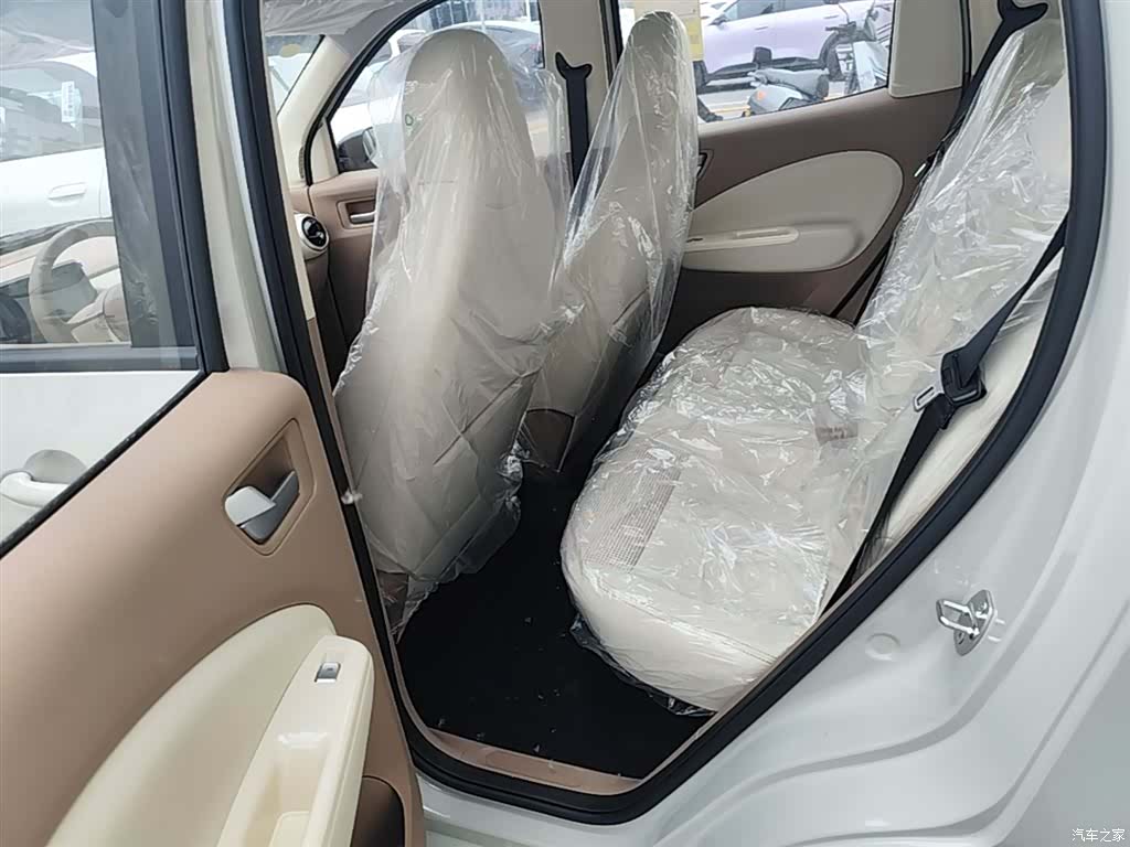 Wuling MINIEV, 2026 17
