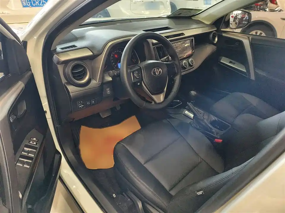 Toyota RAV4 Rongfang