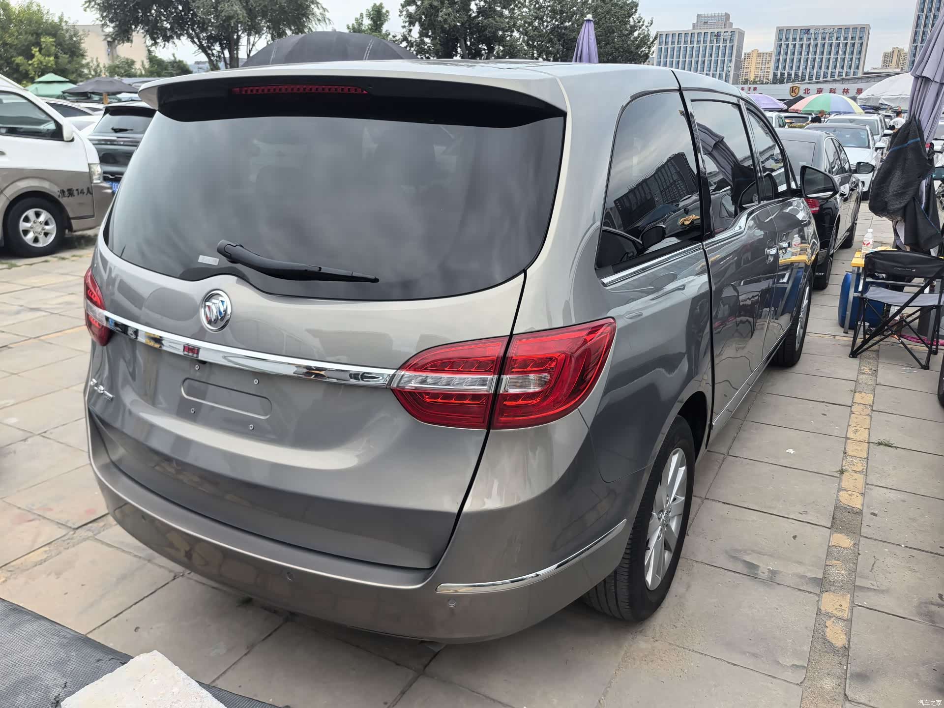 Buick GL8, 2019 8