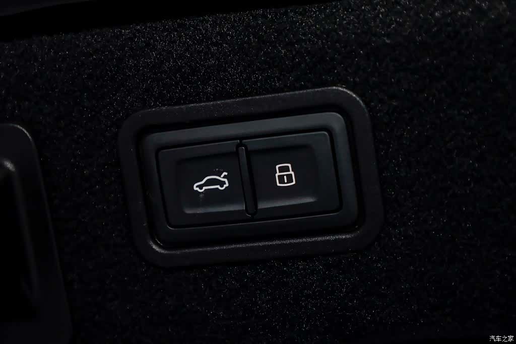 Audi A8L, 2022 7