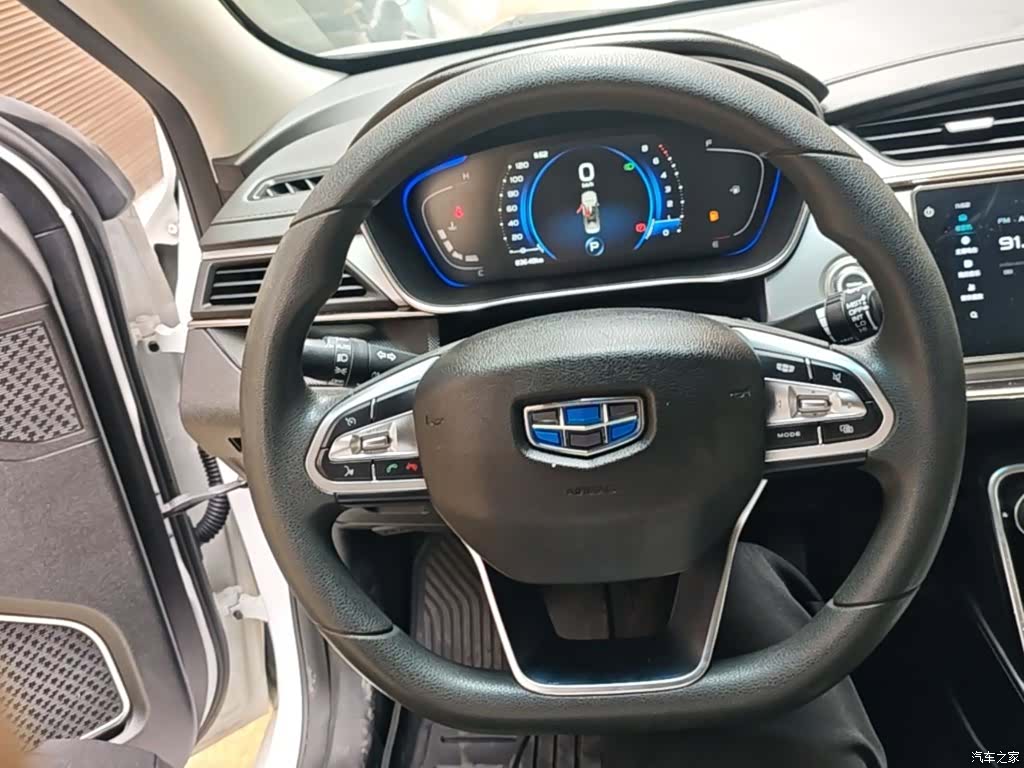 Geely Binray, 2019 11