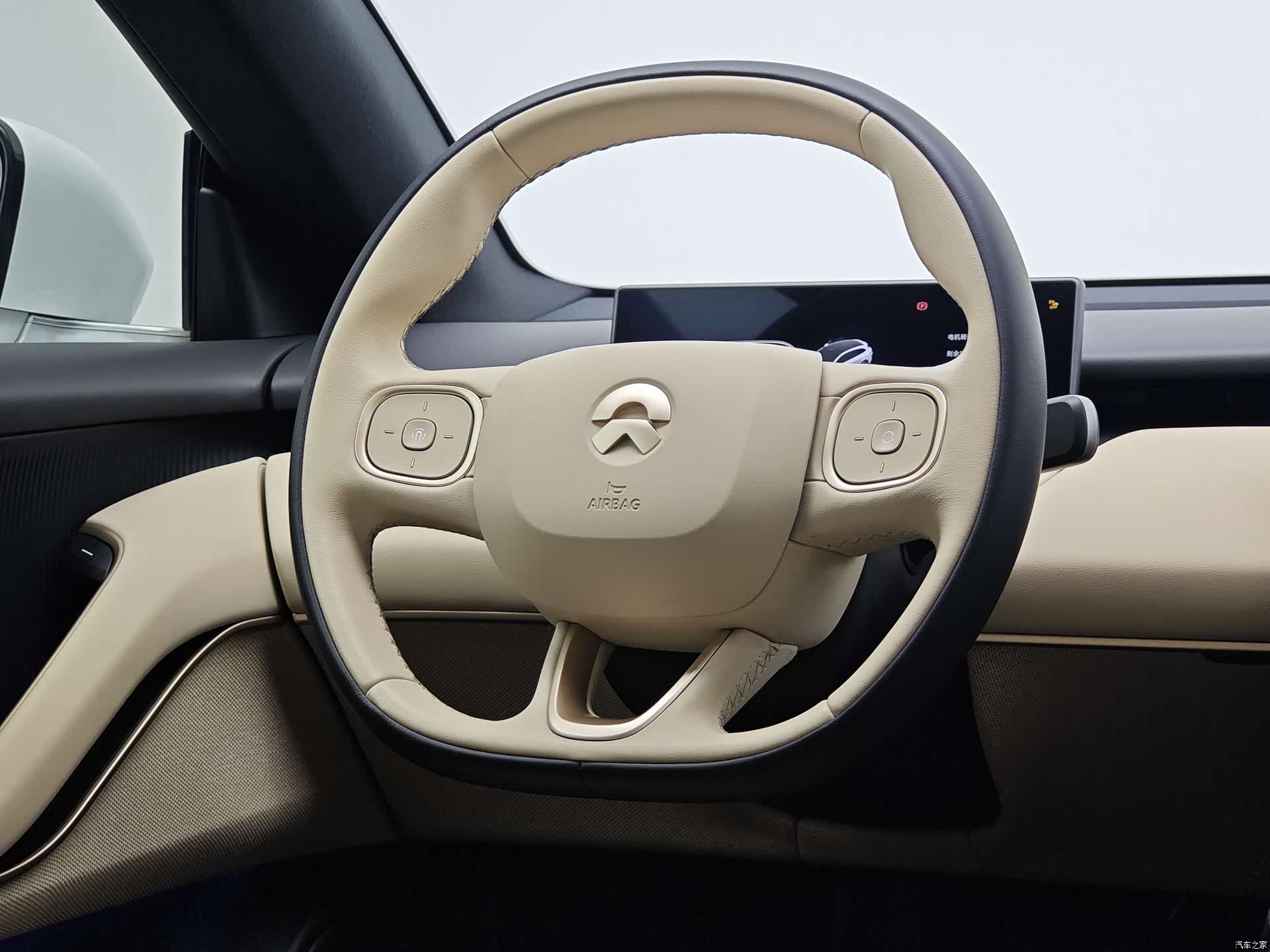 NIO ET5, 2023 11
