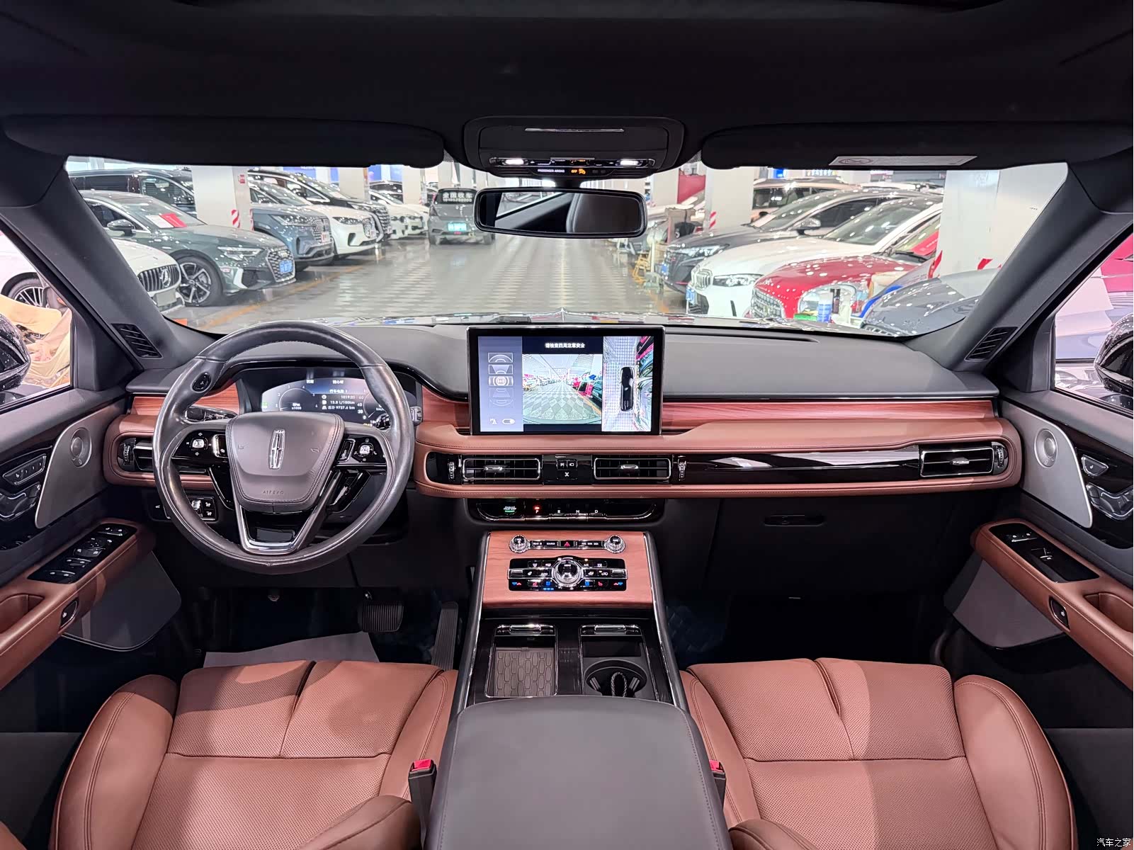 Lincoln Aviator, 2023 8