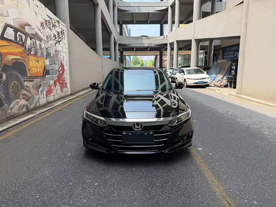Honda Accord 2022, фото 2