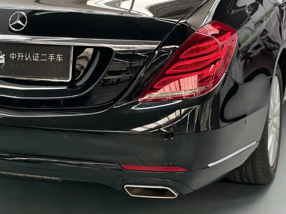 Mercedes-Benz S-class Mercedes-Benz S-class