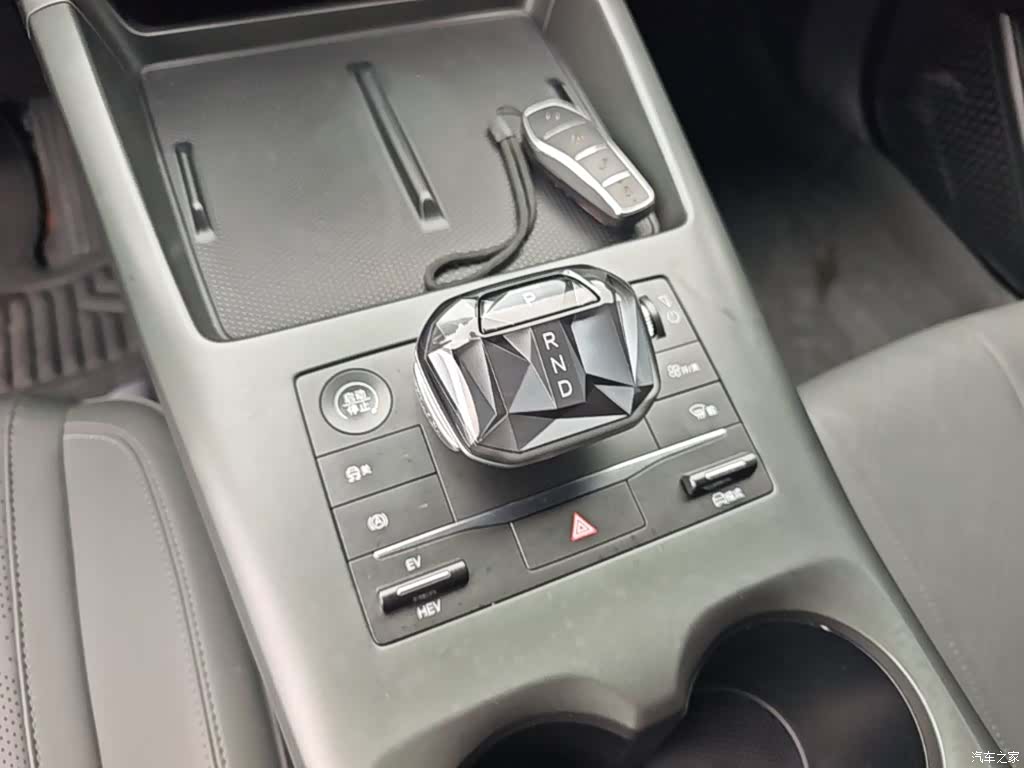 BYD Qin, 2025 14