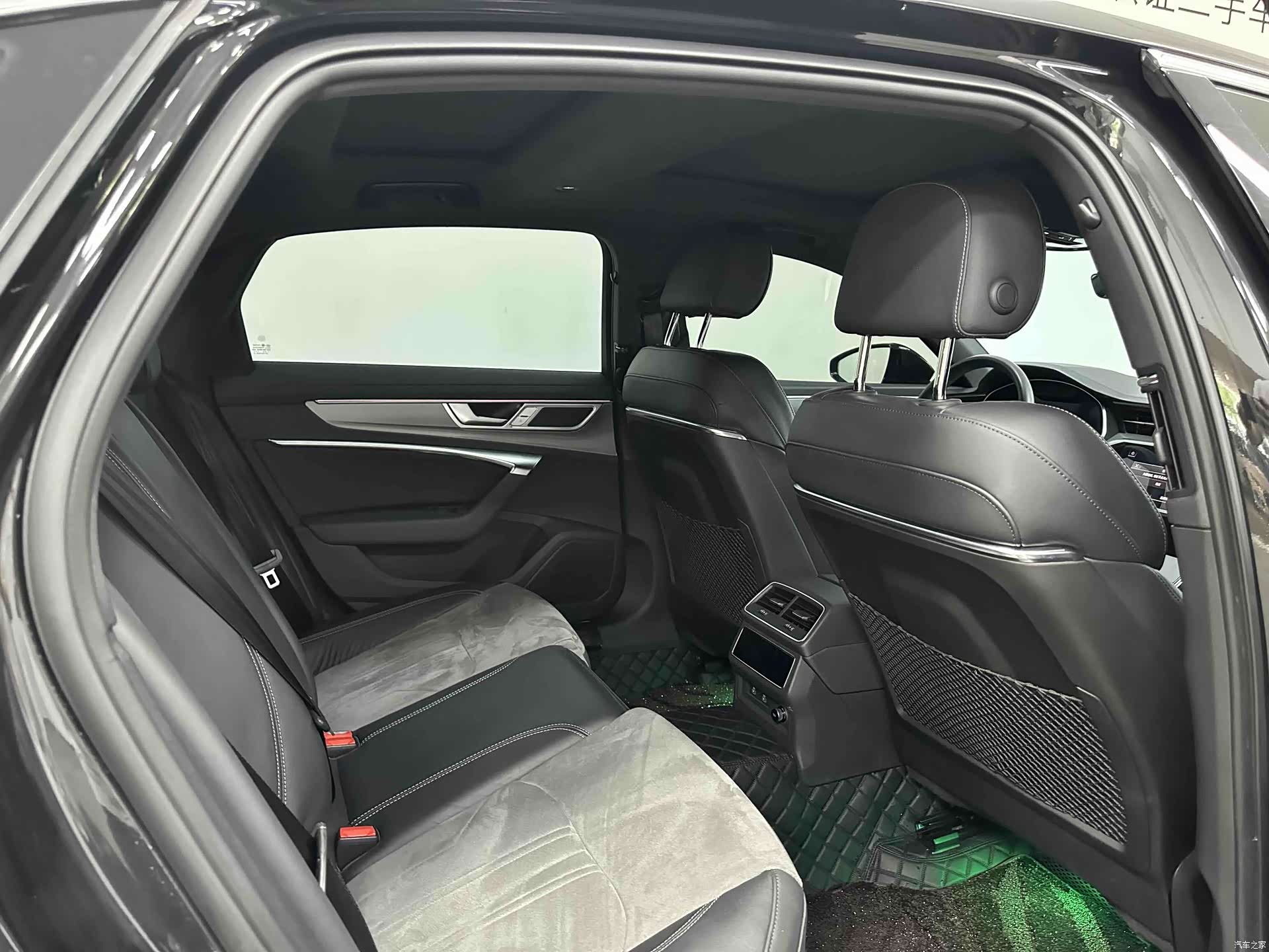 Audi A6L, 2025 13