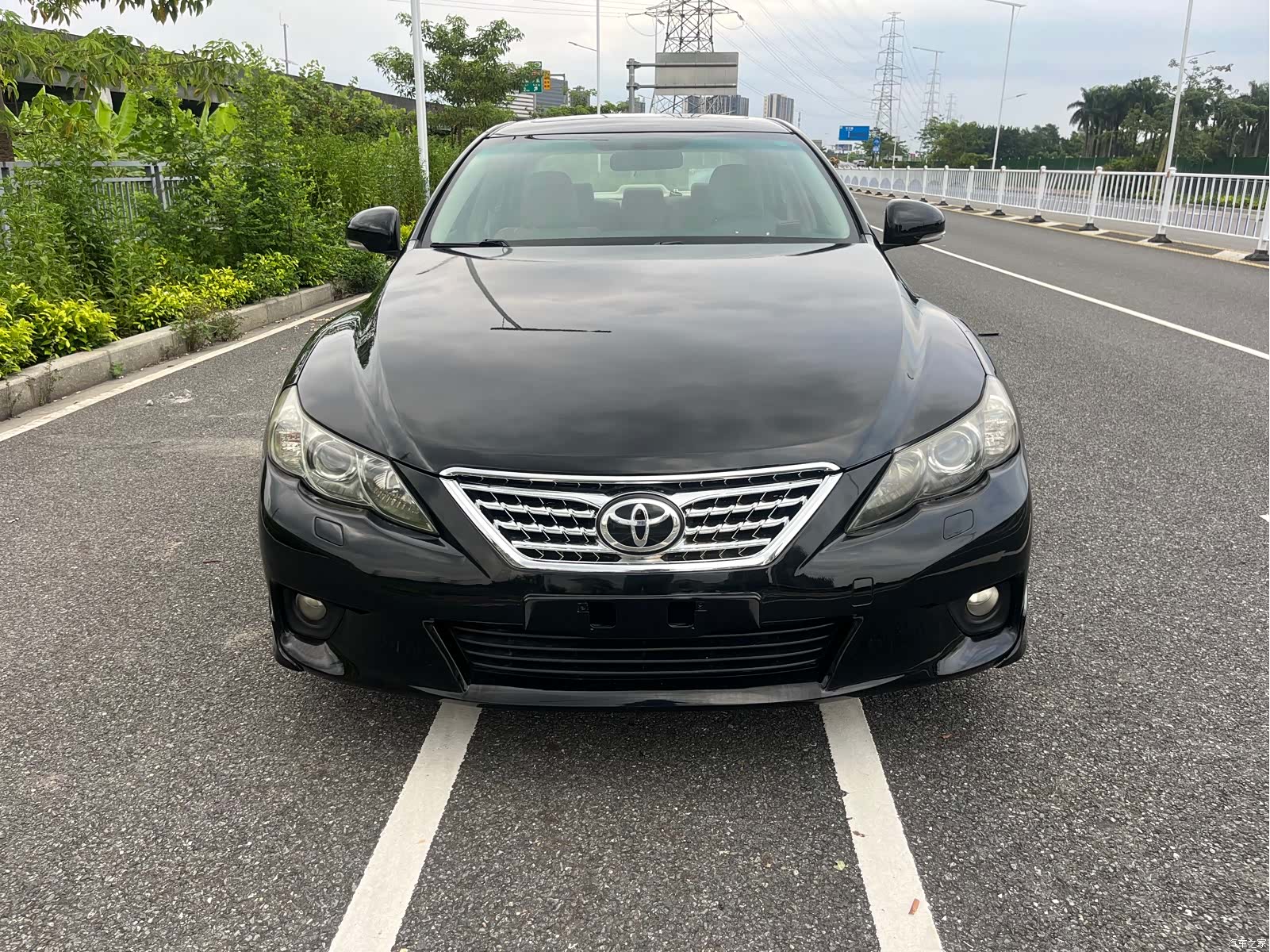 Toyota 2.5V, 2013 1