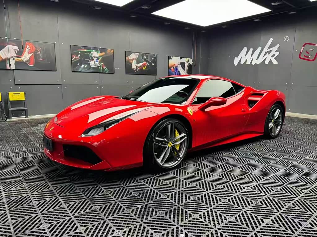 Ferrari 488