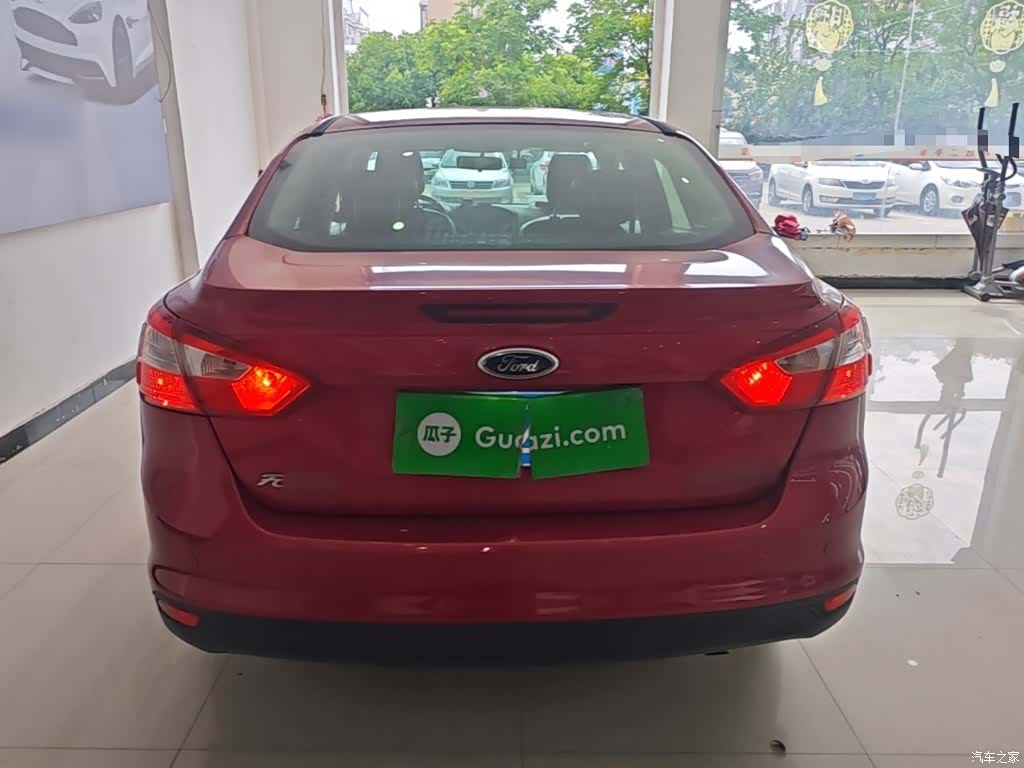 Ford Focus, 2015 4