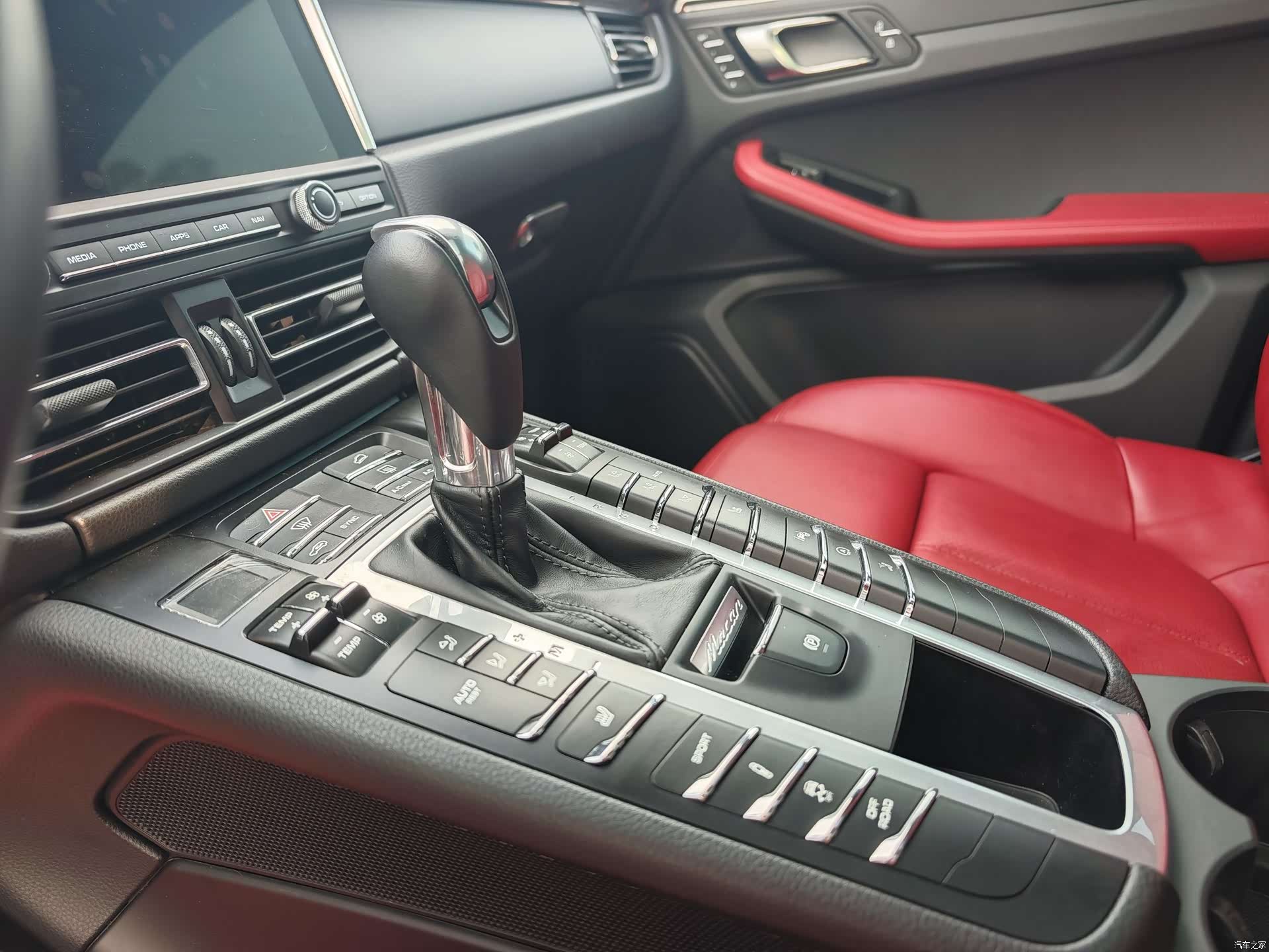 Porsche Macan, 2020 9
