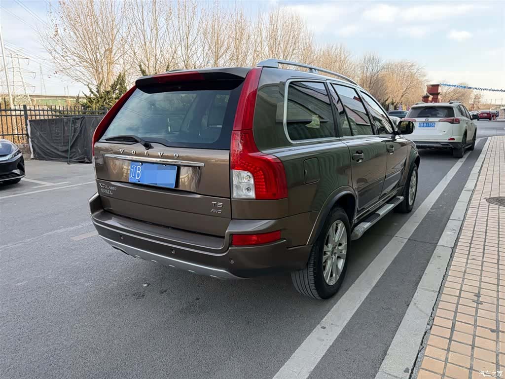 Volvo XC90, 2015 11