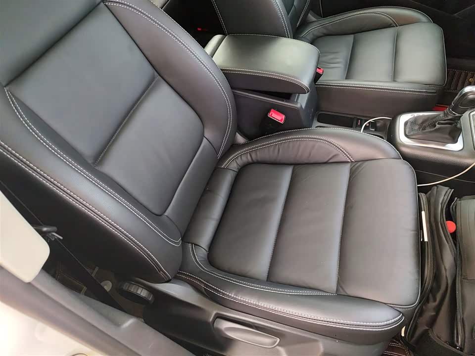 Volkswagen Tiguan Volkswagen Tiguan