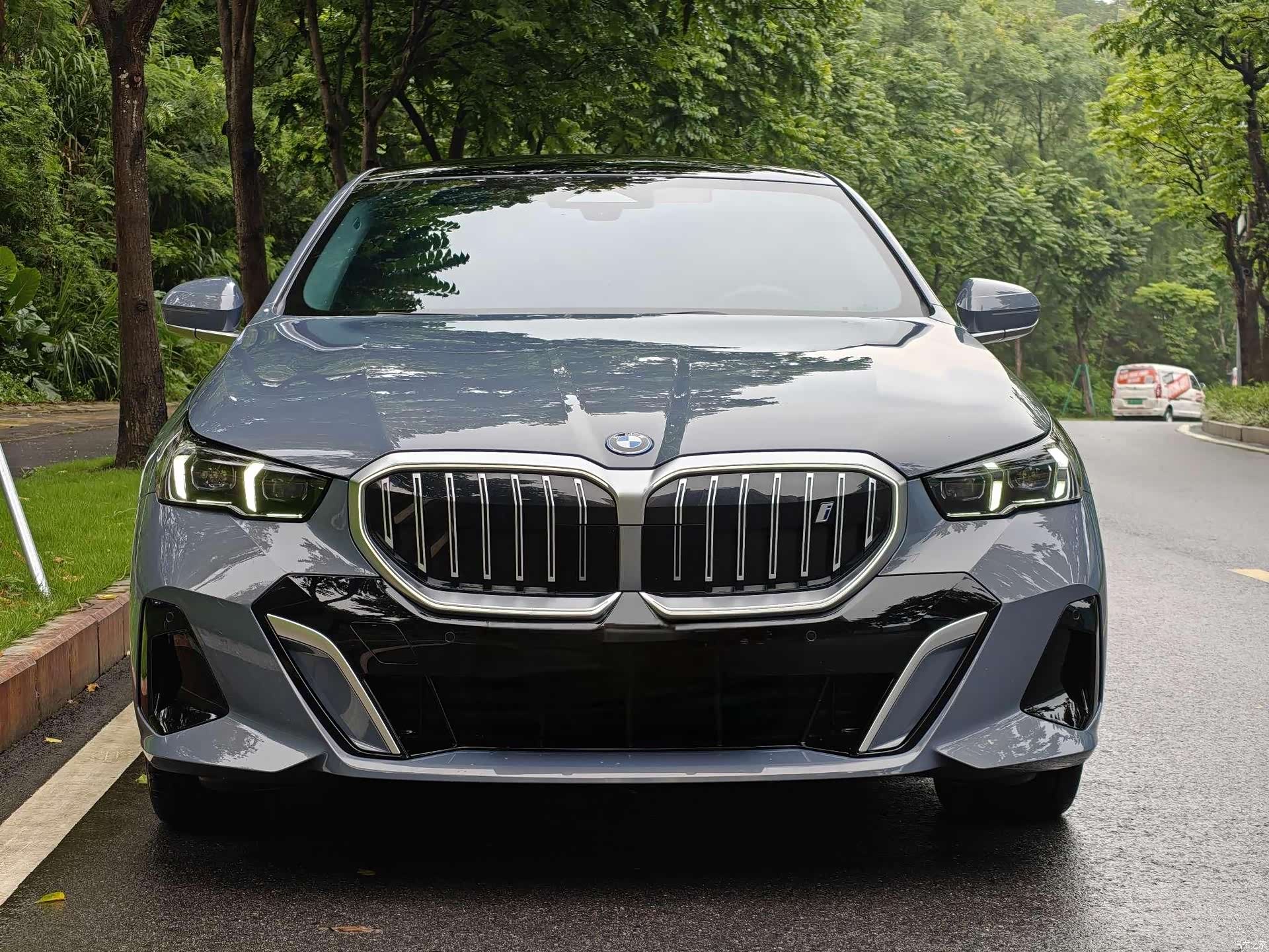 BMW i5, 2024 2