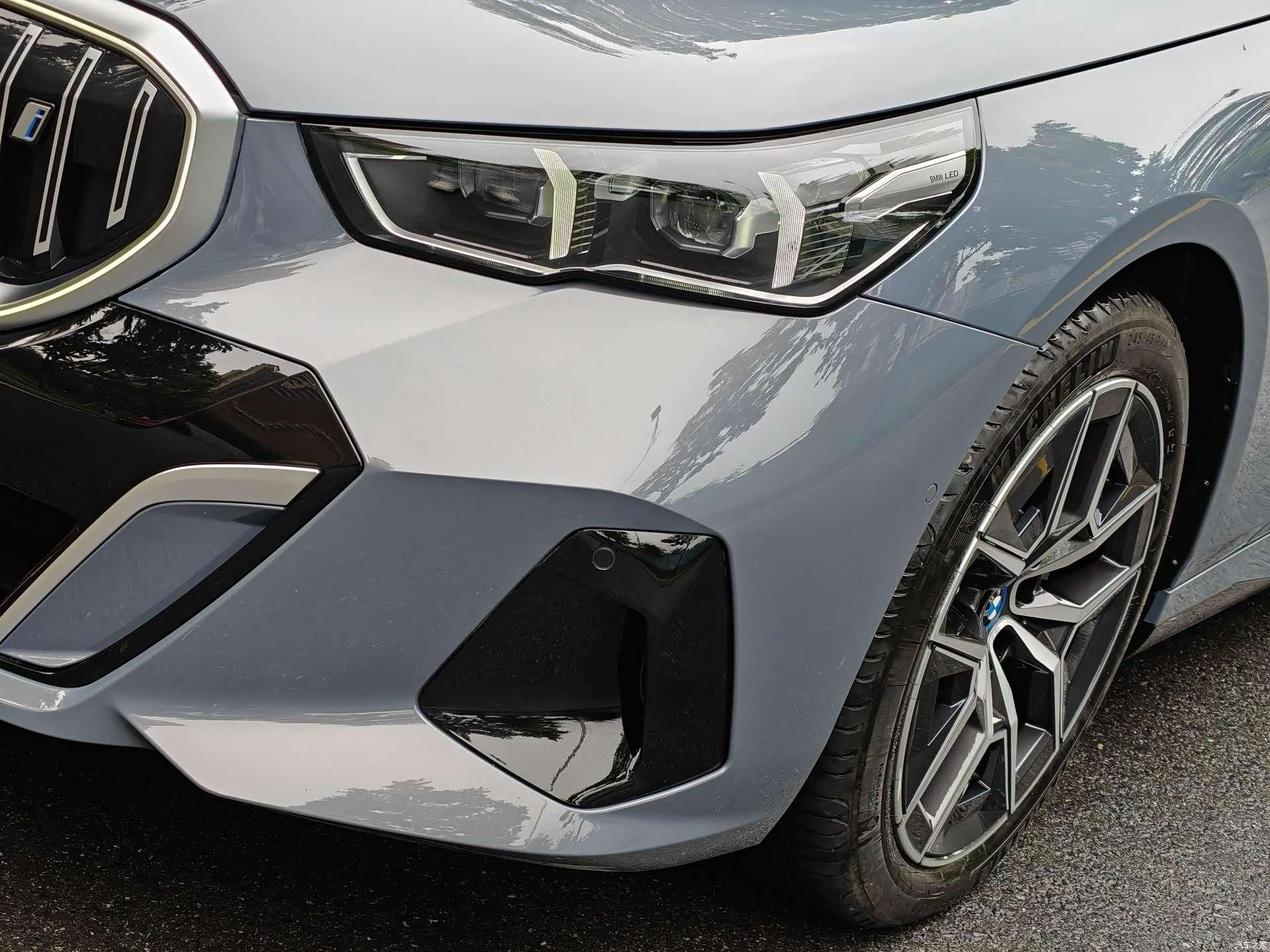 BMW i5, 2024 38