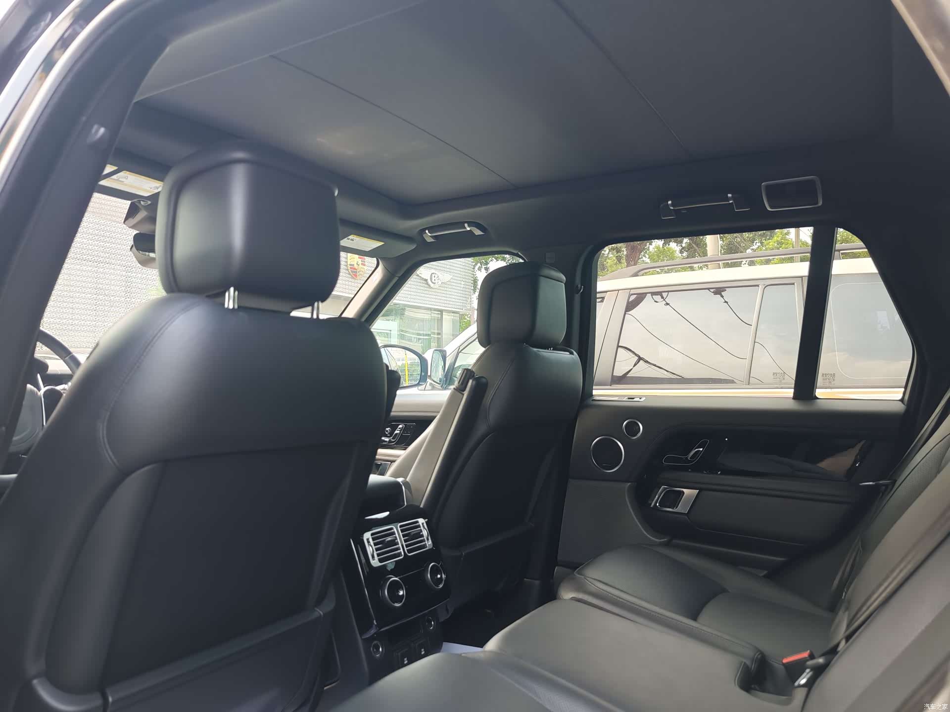 Land Rover Range Rover, 2019 10