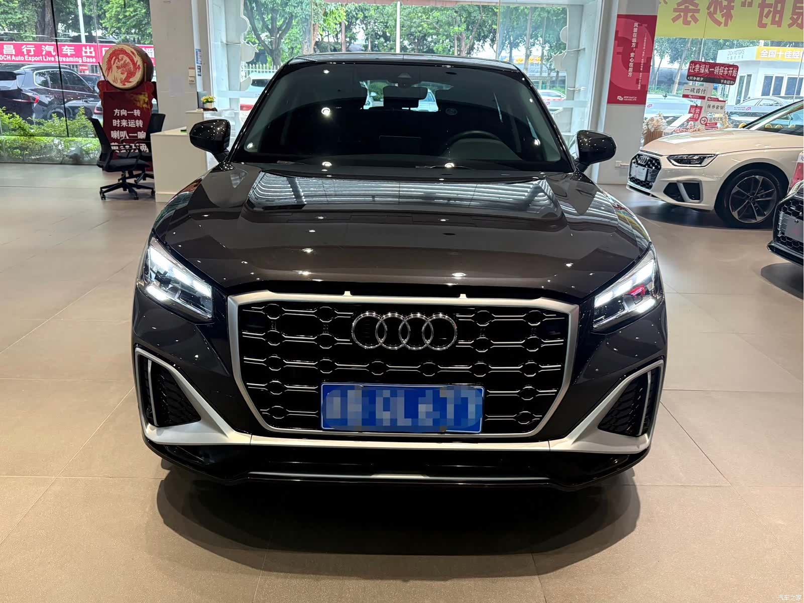 Audi Q2L, 2022 2