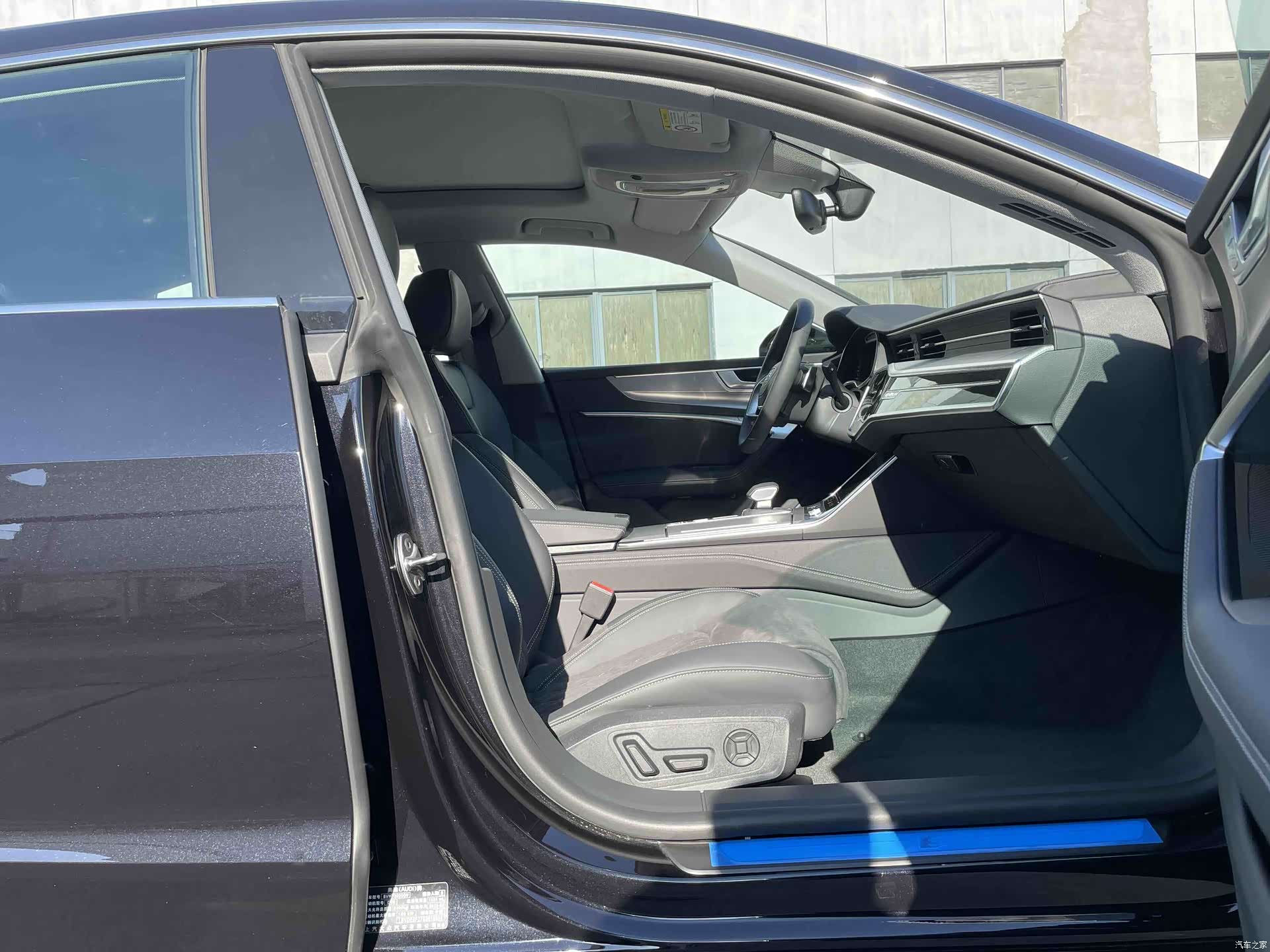 Audi A7L, 2026 9
