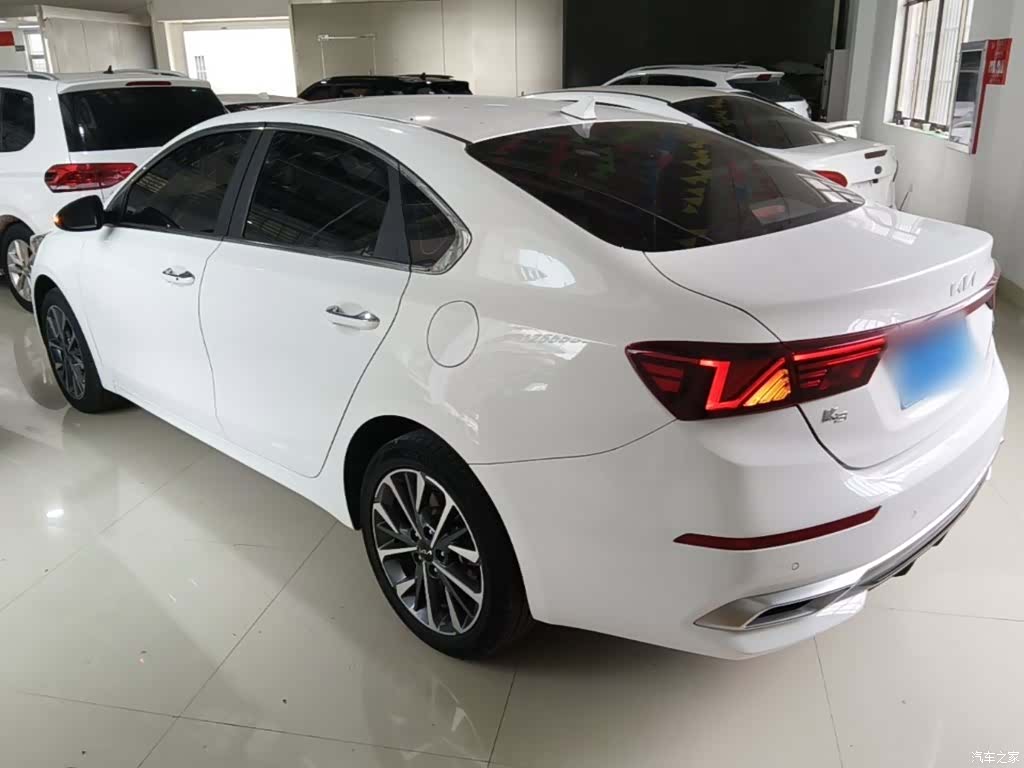 Kia K3, 2022 все фото